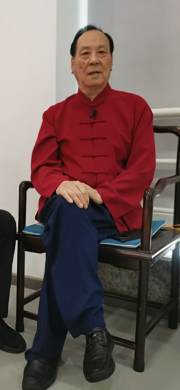 M.jpg